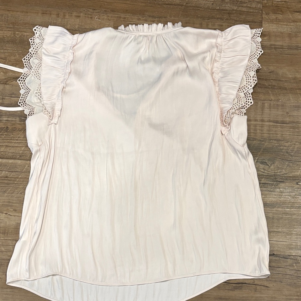 Creme Ruffled Blouse with Lace Trim - Picture 2 of 2